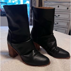 Oasis black leather healed boots, size women’s 6